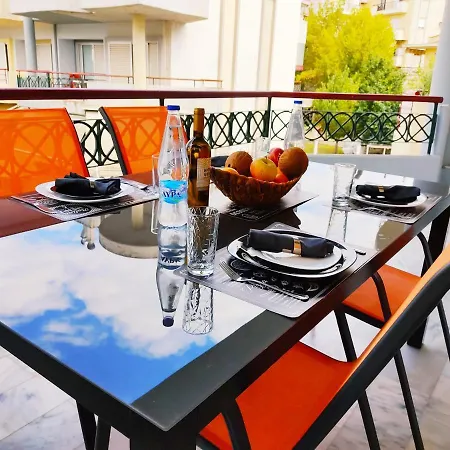 Apartment Golden Sky 3