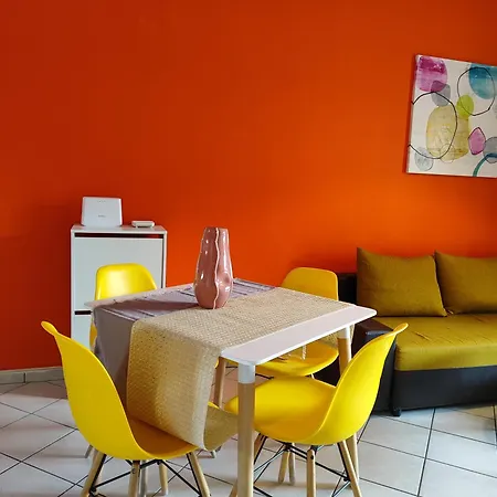 Golden Sky 3 Apartment
